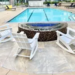 1 Bedroom. 2 Beds. 1 Bath With Balcony